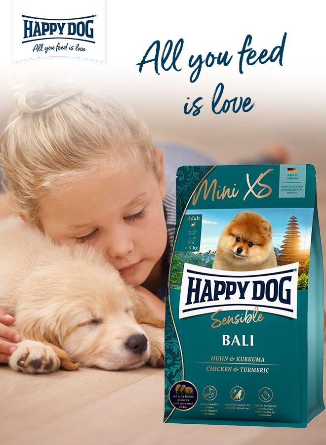 Super Premium Mini XS Bali Gluten free with highly digestible chicken meat and turmeric ideal for mini breed dogs, helps reduce pet waste odor and perfect for skin and coat with extra small kibbles