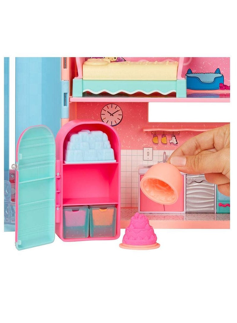 LOL Surprise Squish Sand Magic House with Tot (50 Surprises)