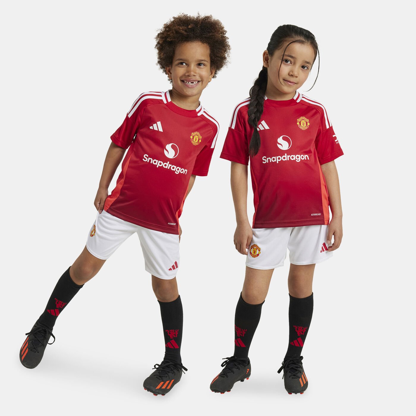 Kids' Manchester United 24/25 Home Replica Football Kit