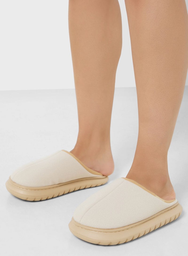 Closed Toe Chunky Bedroom Slippers