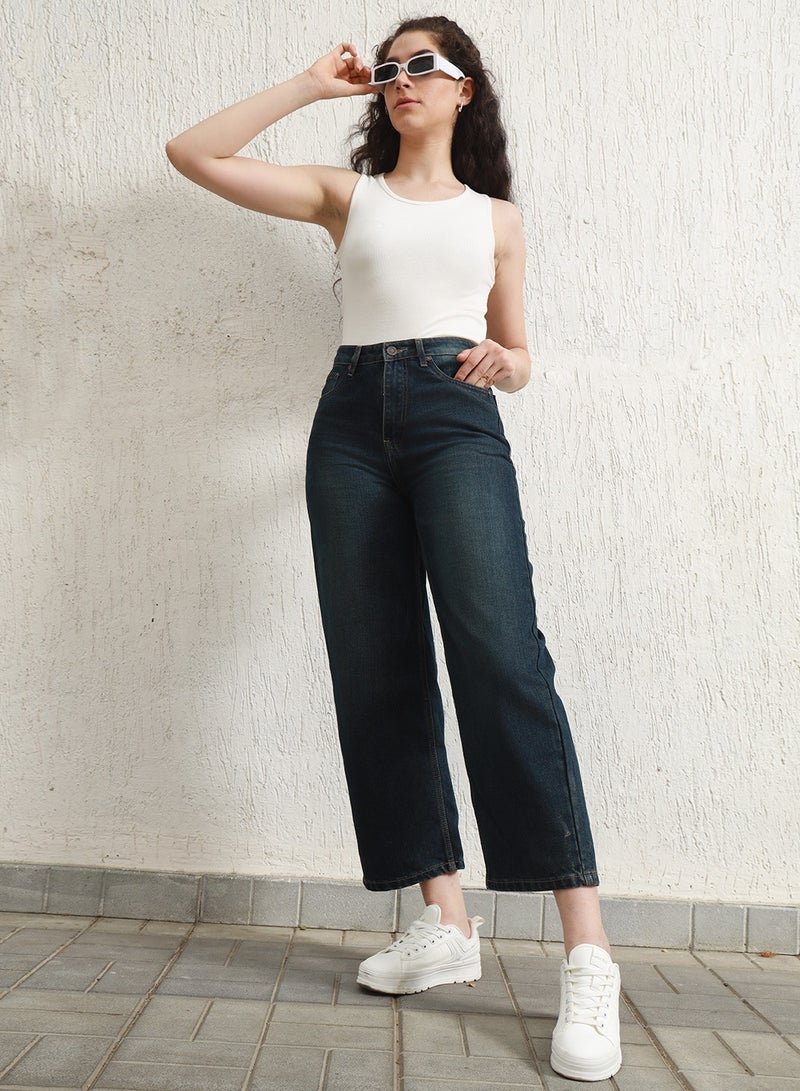 Women’s Relaxed Fit High-Rise Jeans in Indigo, Light Fade Pure Cotton