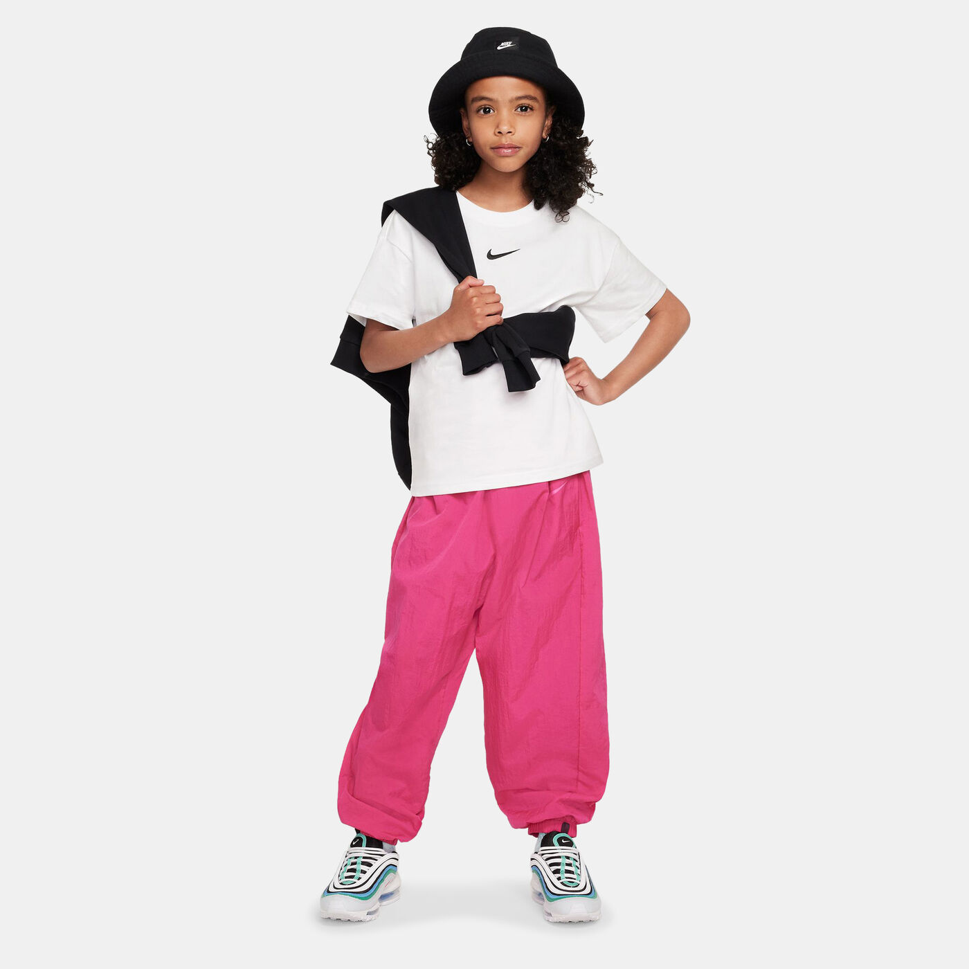 Kids' Sportswear Essential T-Shirt (Older Kids)