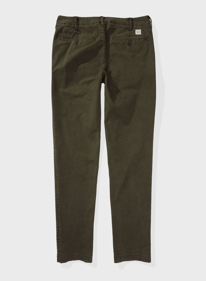 Essential Chino Pants