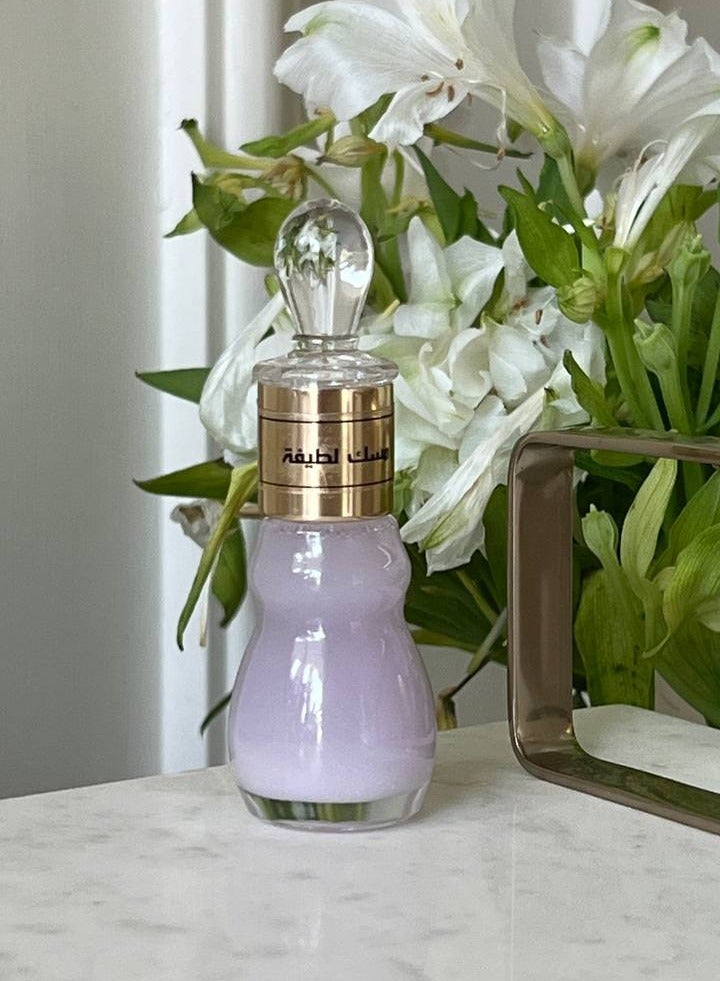 Latifa Musk – Soft Powdery Fragrance for Women, Long-Lasting & Gentle for Daily Use