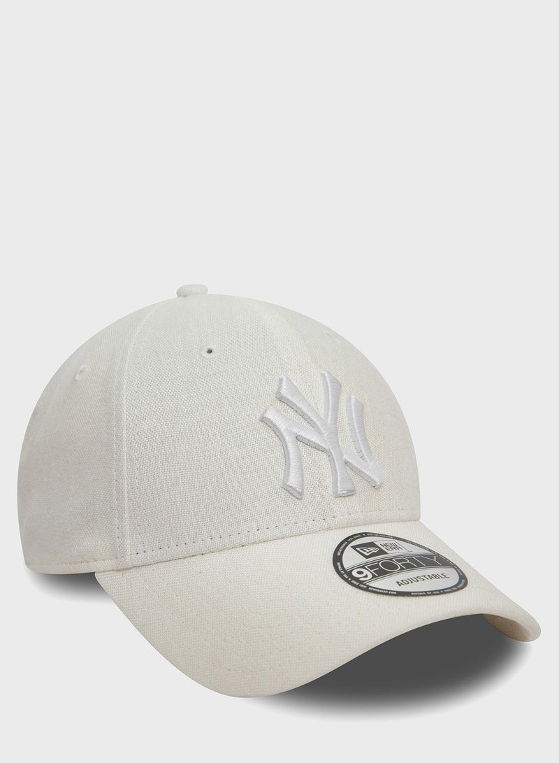 9Forty New York Yankees  Cap