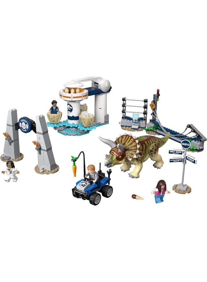 LEGO Jurassic World Triceratops Rampage 75937 (447 Pieces)