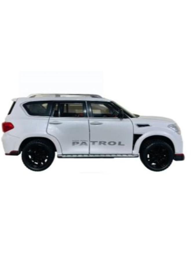 Pullback Diecast Metal Car Nissan Patrol - White