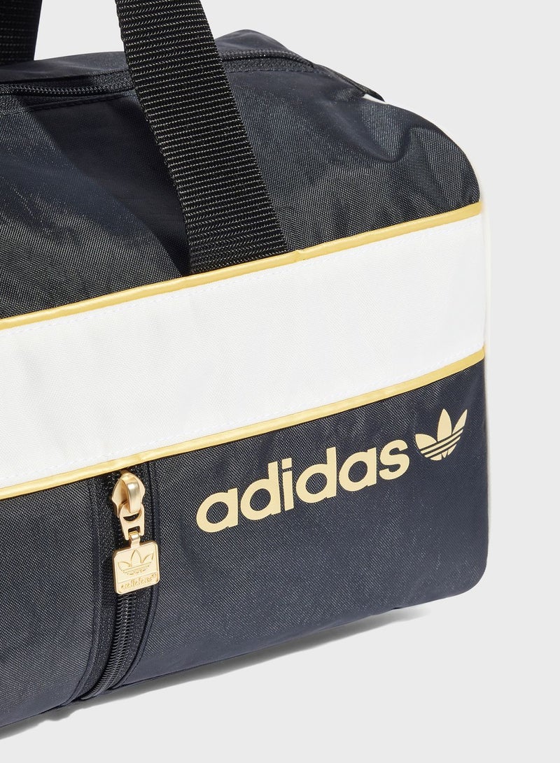 Logo Duffle