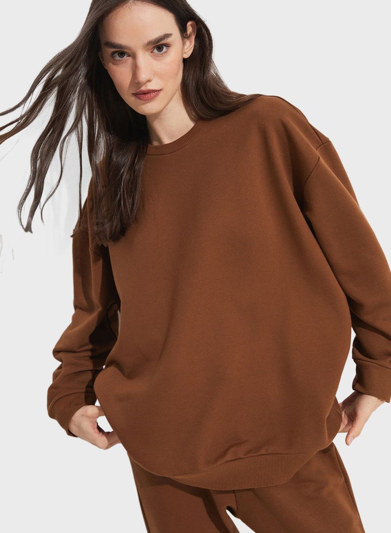 Crew Neck Oversized Sweatshirt