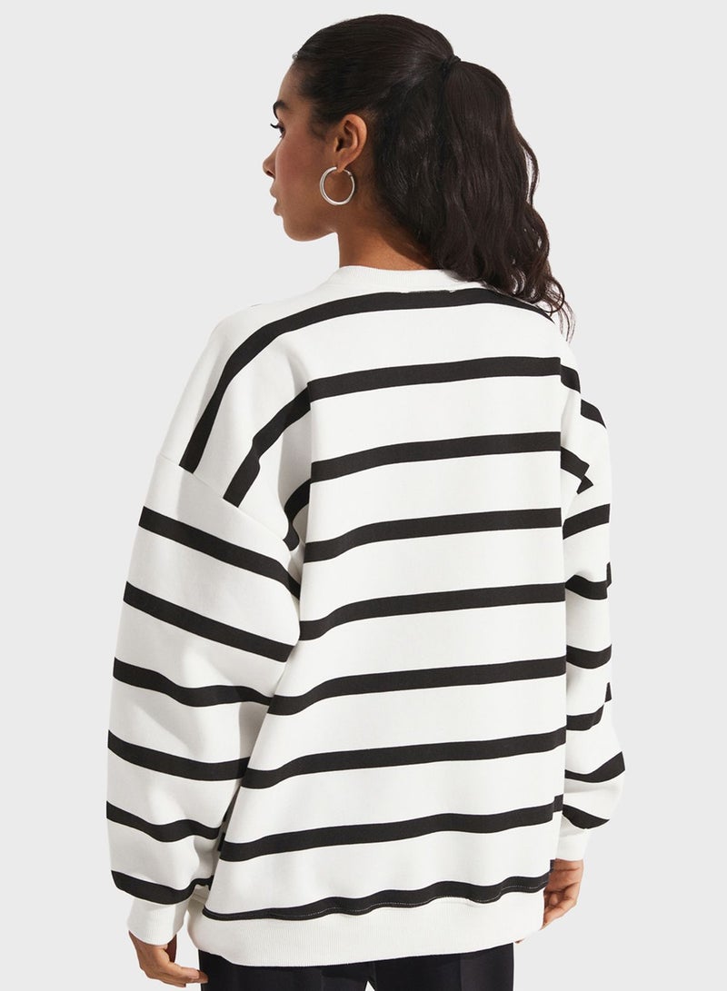 Striped Crew Neck Knitted Sweatshirt