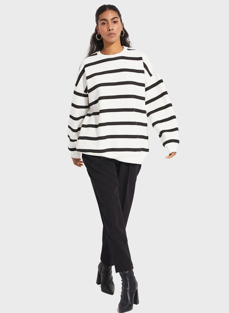 Striped Crew Neck Knitted Sweatshirt