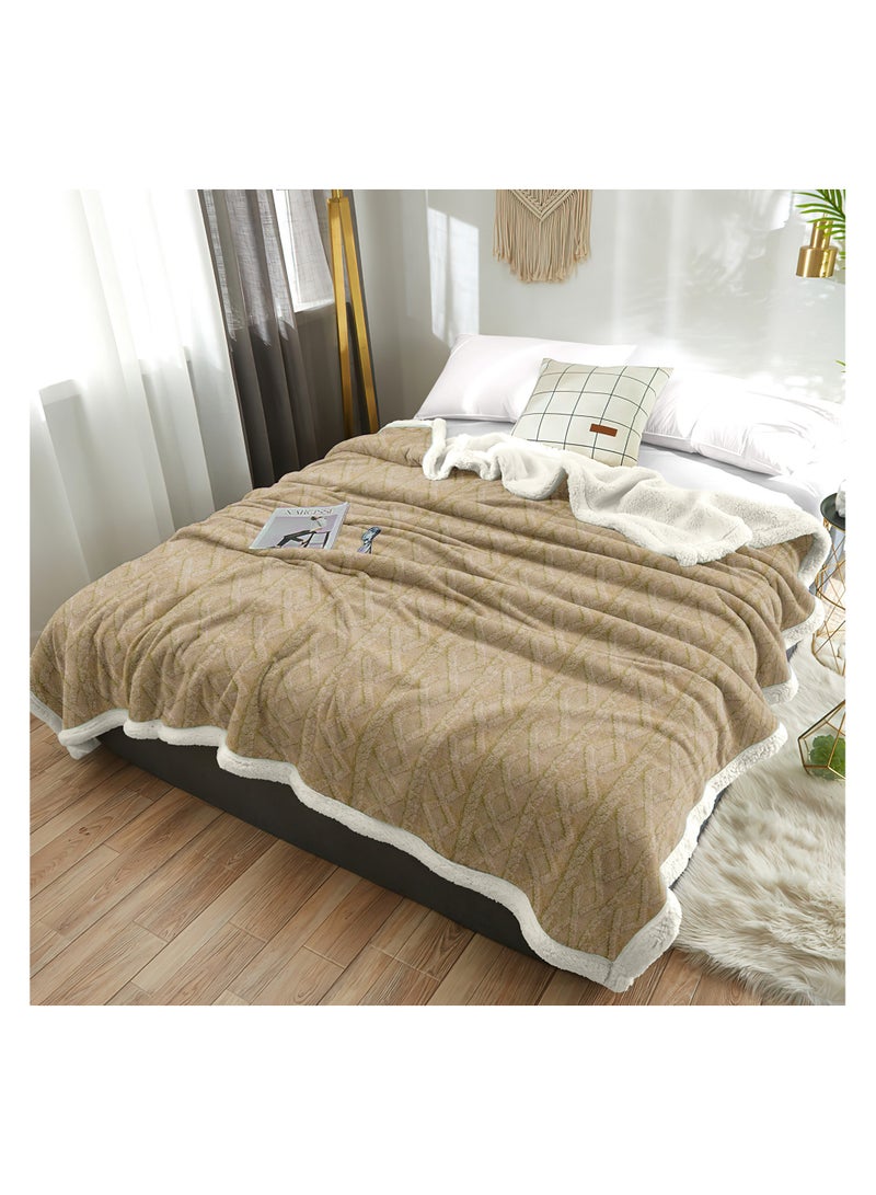 Jacquard Sherpa Blanket Super King Size Faux Fur Bed Blanket 220x240cm Flannel Fleece Reversible Blanket Double Size Warm and Plush Throw Blanket Beige