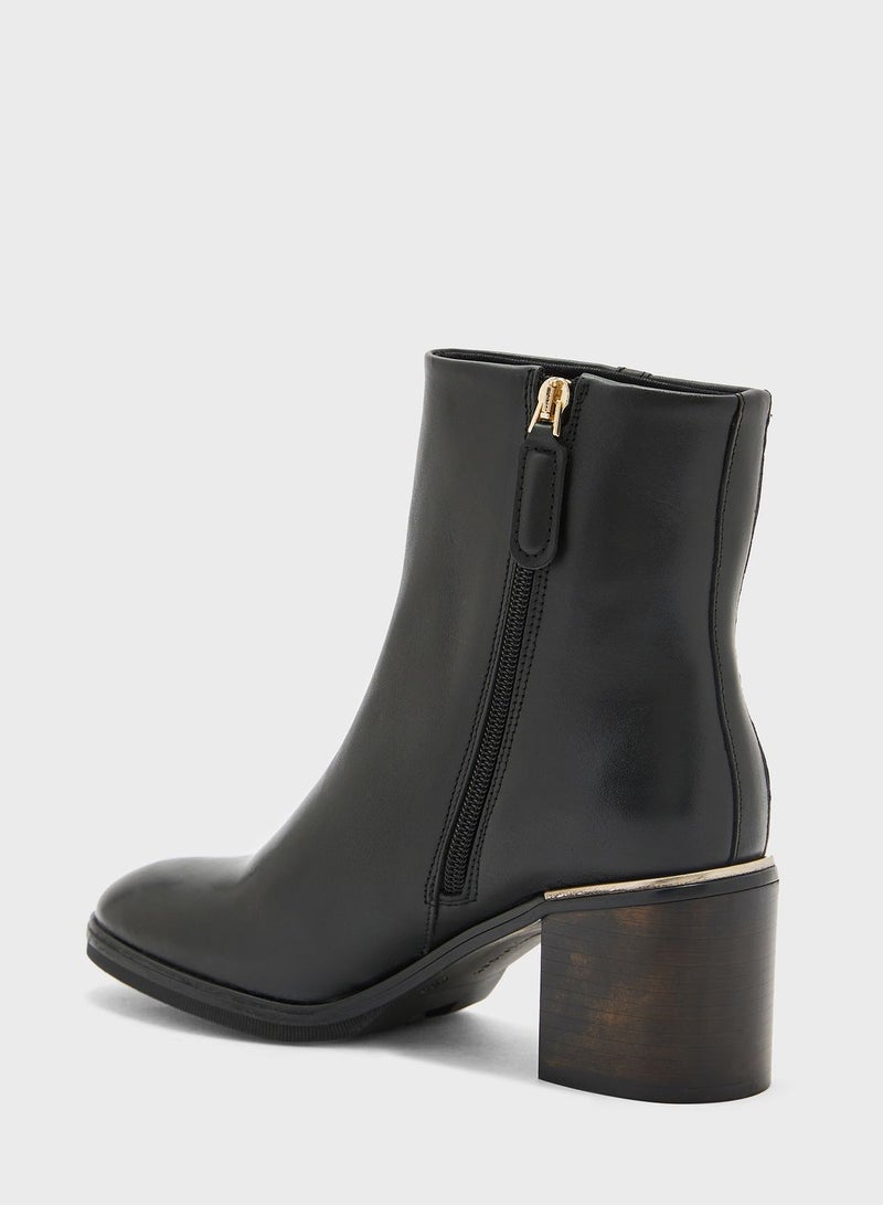 Feminine Hardware Ankle Boots