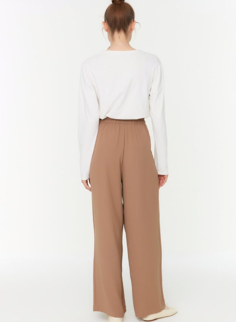 Wide Leg Pleat Detail Pants