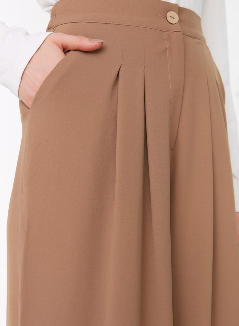 Wide Leg Pleat Detail Pants