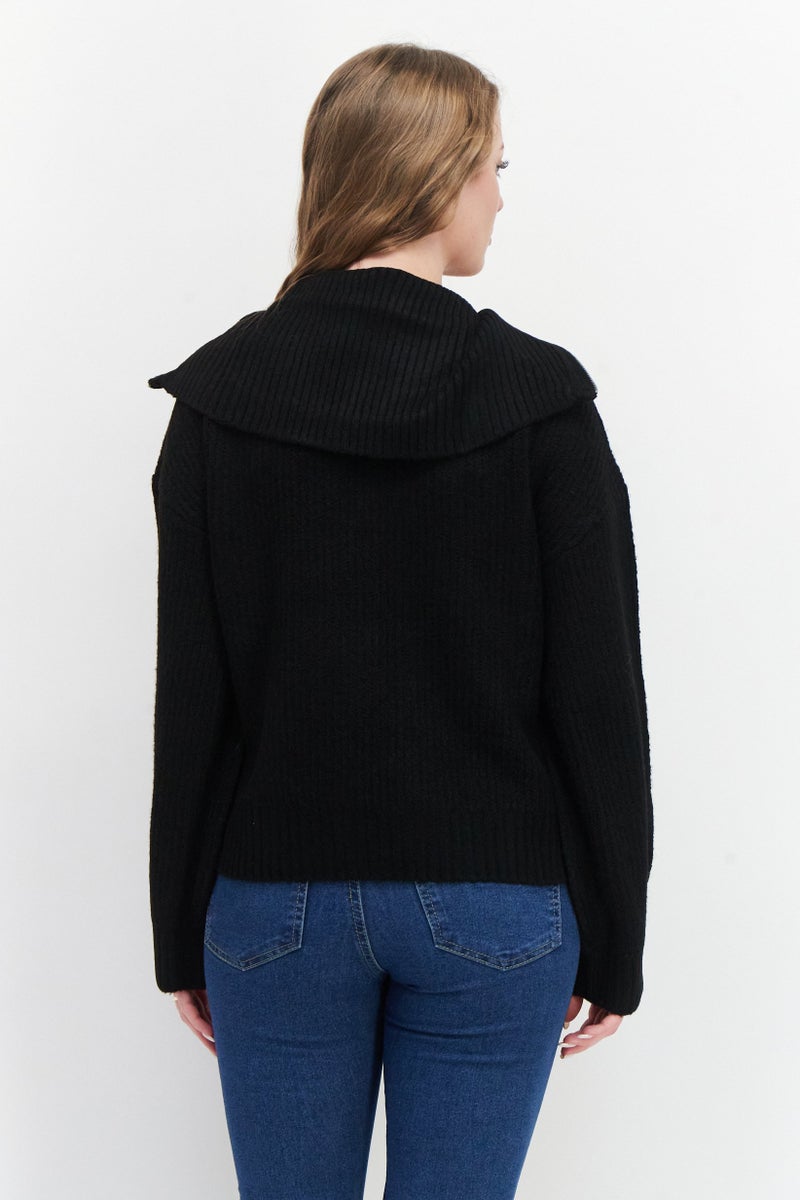 Women Spread Collar Knitted Sweater, Black
