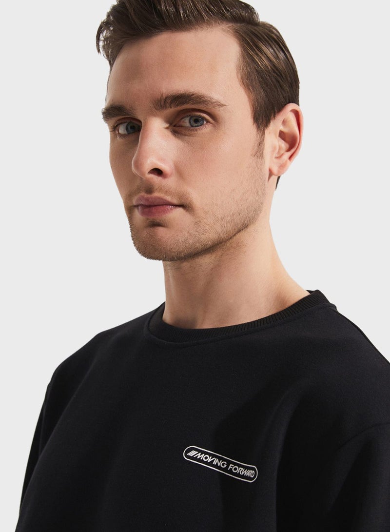 Essentail Crew Neck Sweatshirt