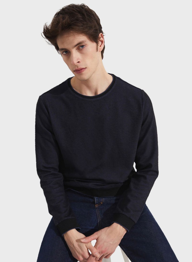 Essetial Textured Crew Neck Sweatshirt