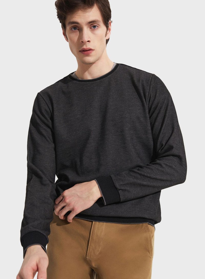 Essetial Textured Crew Neck Sweatshirt