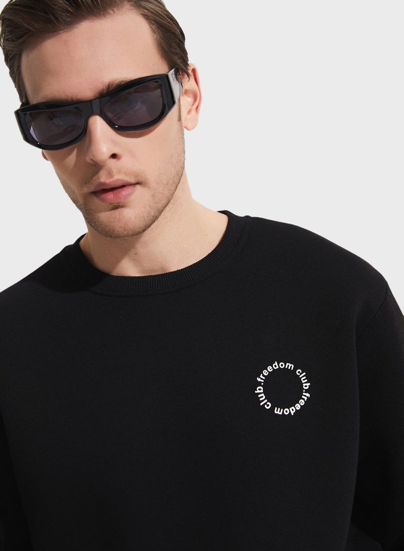 Essentail Crew Neck Sweatshirt