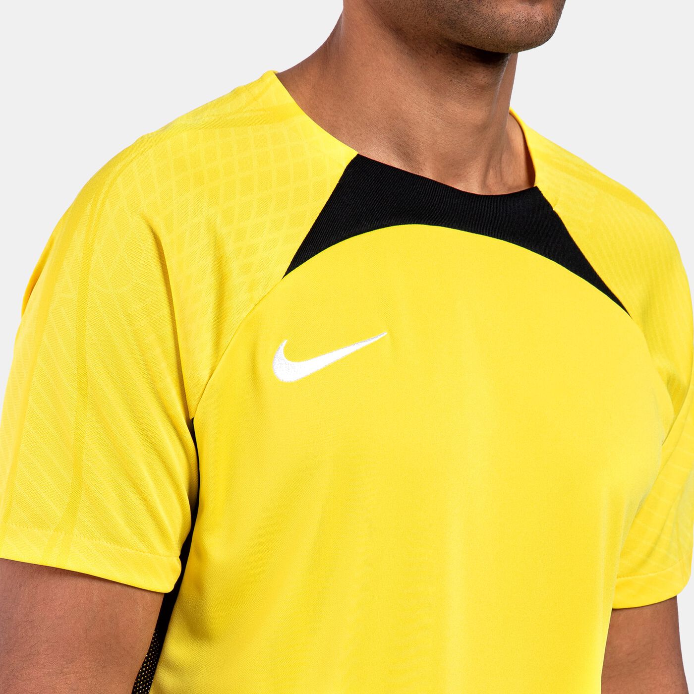 Men's Al Ittihad Home Strike Football Top