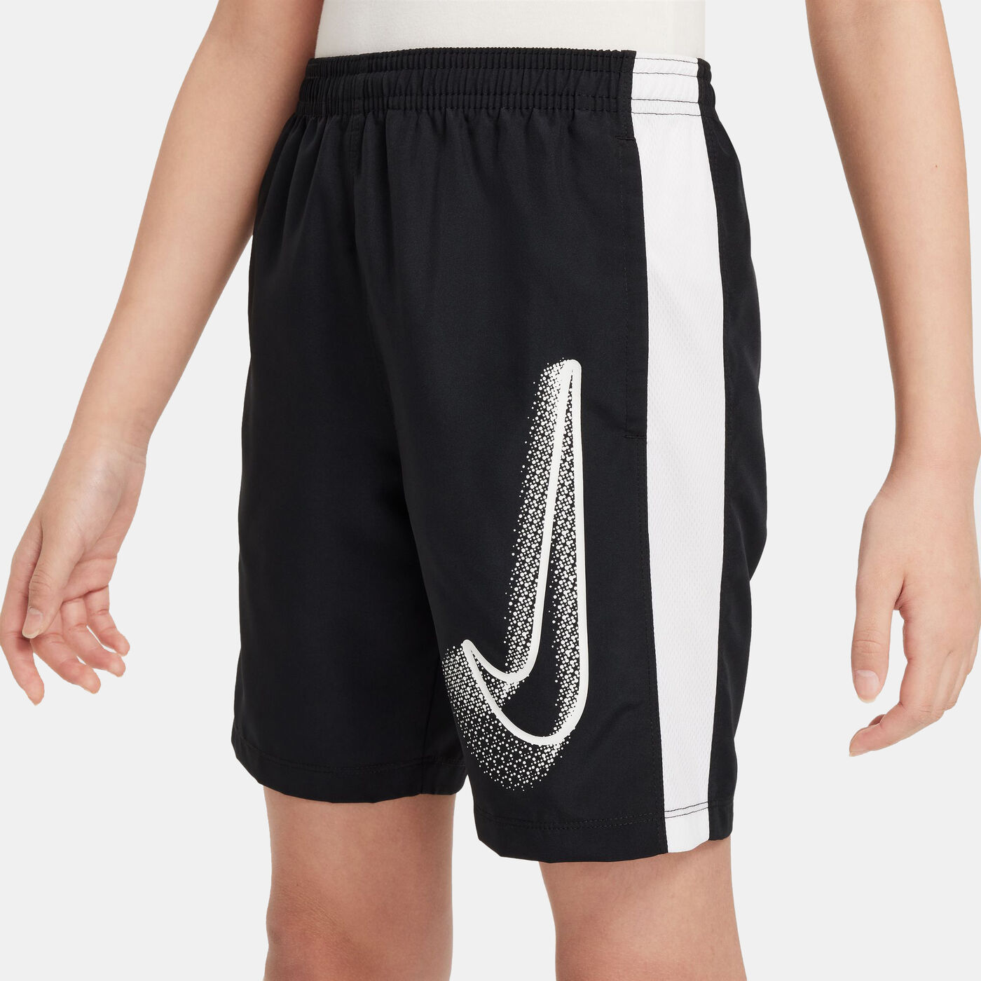 Kids' Academy23 Football Shorts (Older Kids)