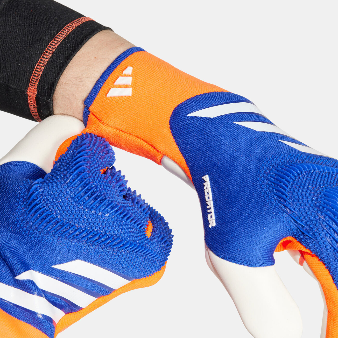 Predator Pro Football Goalkeeper Gloves