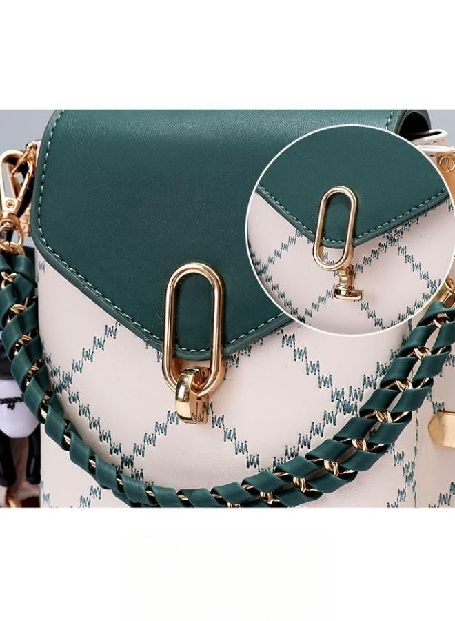 Women's Hand Woven Chain Shoulder Bag, Ladies PU Leather and High Quality Hardware Handbag Tote Bags Clutch Bag, Premium Dress Crossbody Bags Sling Bag Side Bag Carry Bag(Green and White)