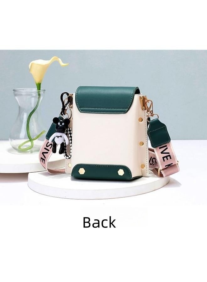 Women's Hand Woven Chain Shoulder Bag, Ladies PU Leather and High Quality Hardware Handbag Tote Bags Clutch Bag, Premium Dress Crossbody Bags Sling Bag Side Bag Carry Bag(Green and White)