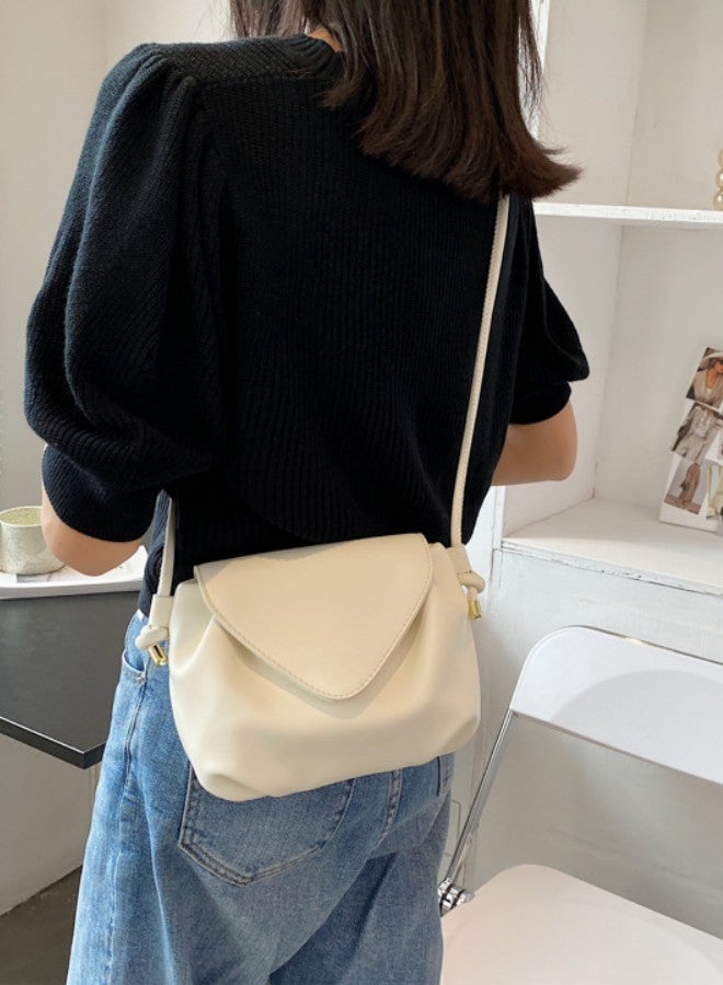 Versatile Soft Shoulder Bag for Women, Ladies New Fashion Casual Crossbody Bag, Sling Bag Messenger Bag, Simple Pleated PU Leather Handbag Carrying Bag for College Students and Youth（Beige）