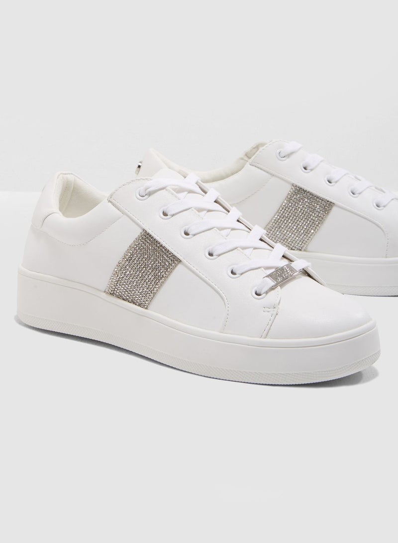 Bleau Low Top Sneaker