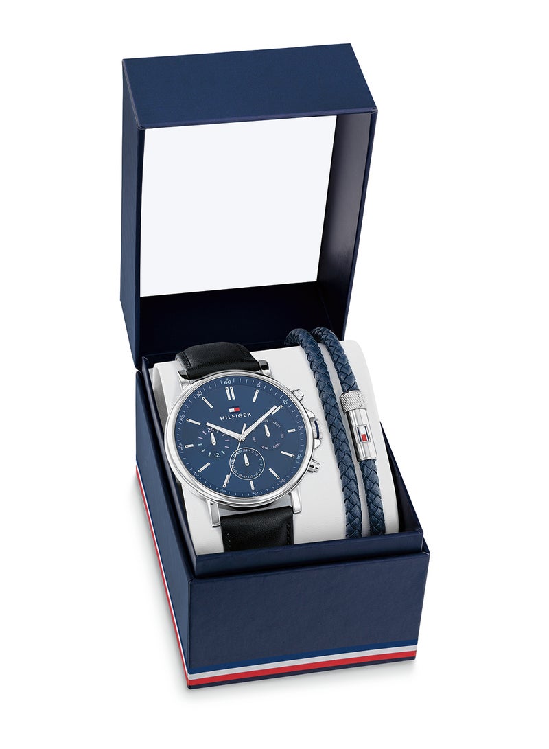 Round Analog Men's Navy Case Wrist Watch - 2770161