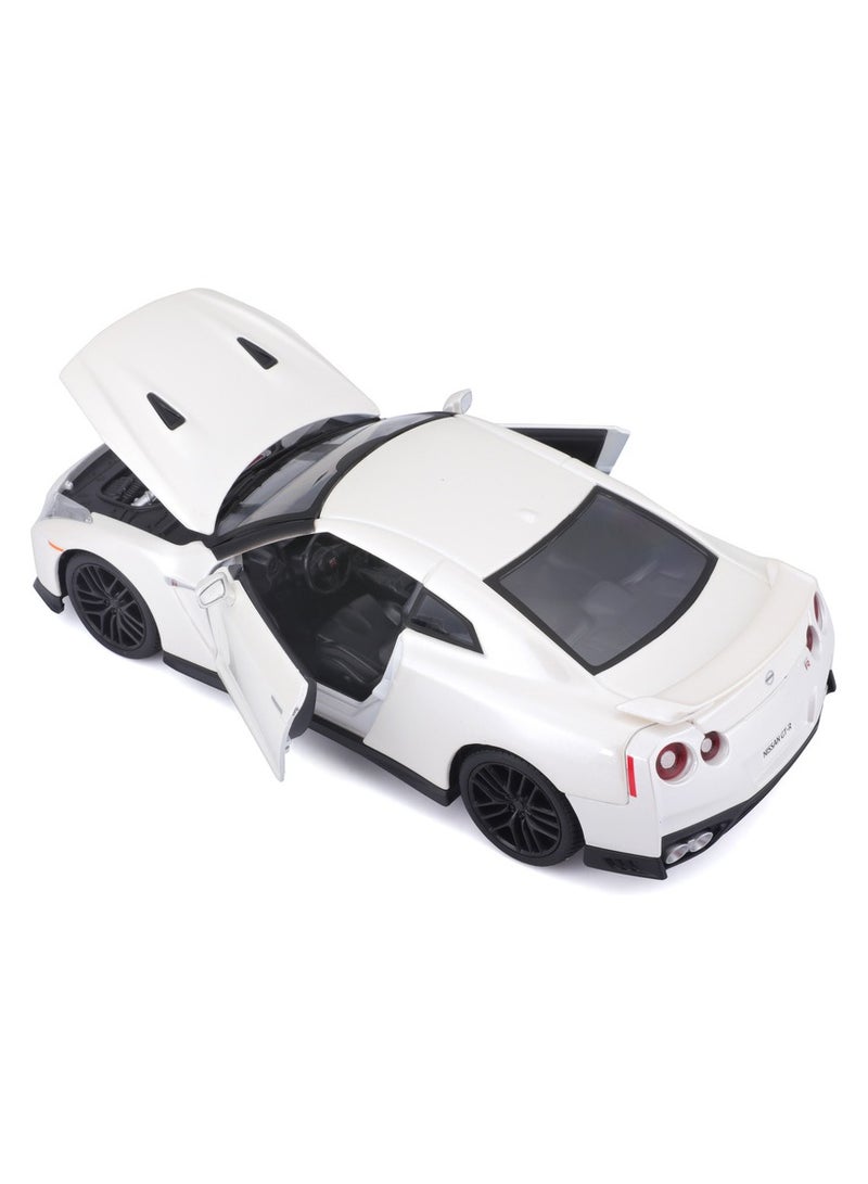 Nissan GT-R 1:24 Diecast