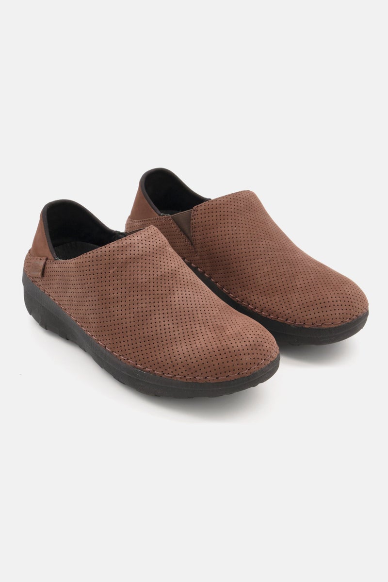 Women Slip On Close Toe Casual Shoes, Chocolate Brown