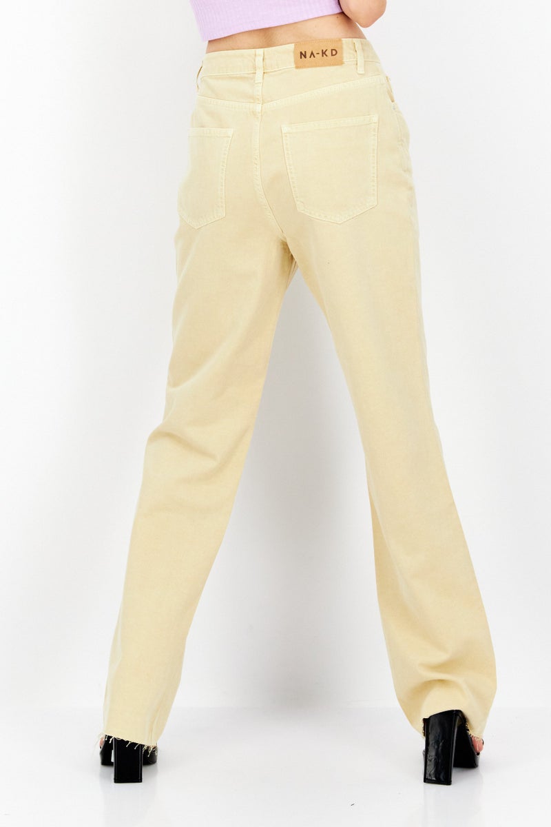 Women Regular Fit Plain Denim Jeans, Yellow
