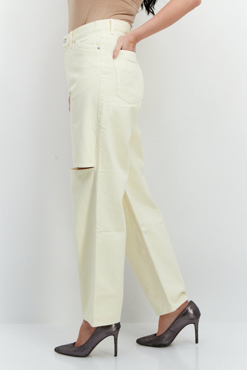 Women Regular Fit Mid Rise With Slit Knee Carpenter Jeans, Cream