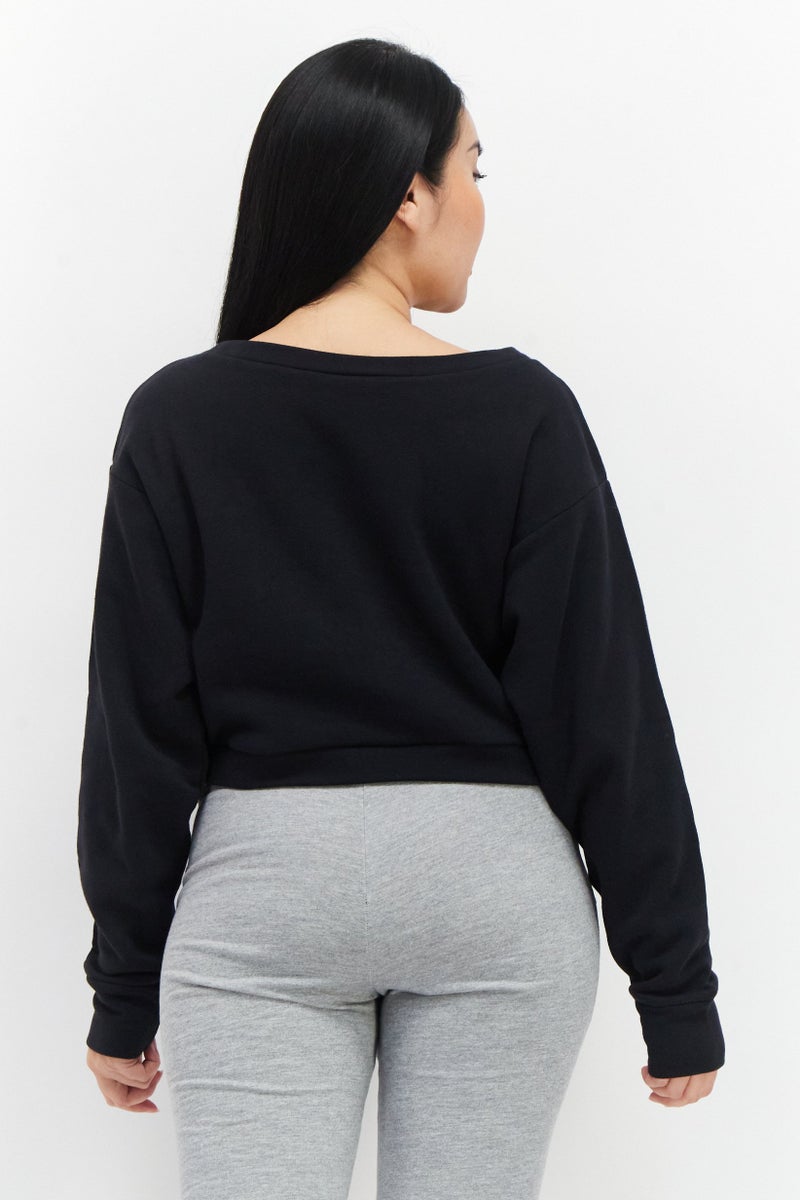 Women Sportswear Fit Classic Crew Neck Crop Sweatshirt, Black