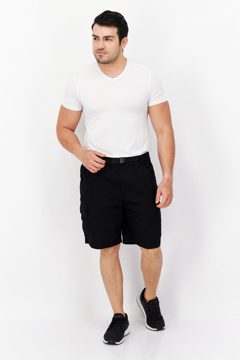 Men Solid Basic Shorts, Black