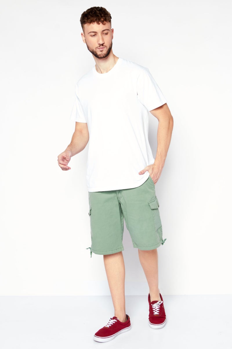 Men Solid Cargo Shorts, Green