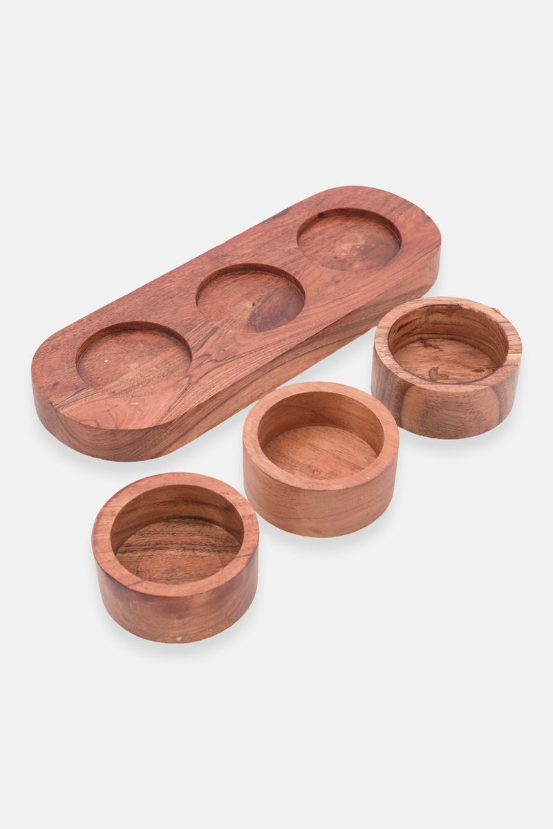 4 Pieces Wooden Serving Set, Tan