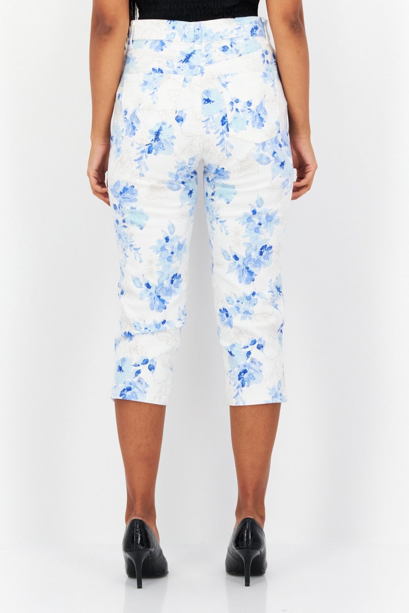 Women Regular Fit Floral Printed Capri Pants, White Combo