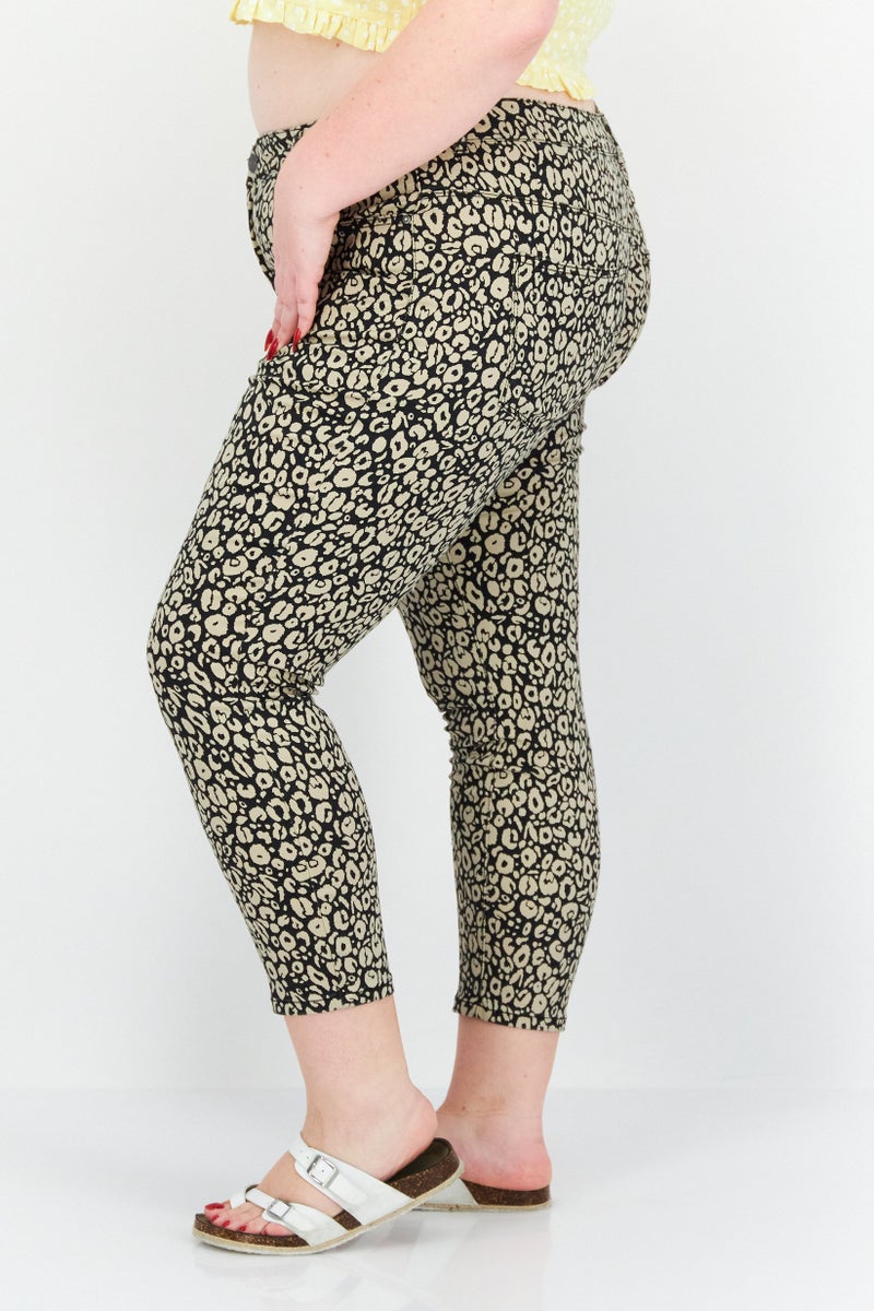 Women Regular Fit Zebra Print Mid Rise Pants, Black