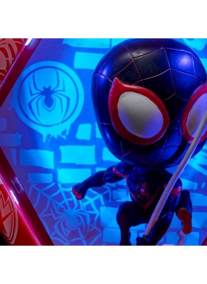 Spiderman Collection - Miles Morales | Superhero Light-Up Bobble-Head Figure | Official Marvel Collectable Toys & Gifts, 4 Inches