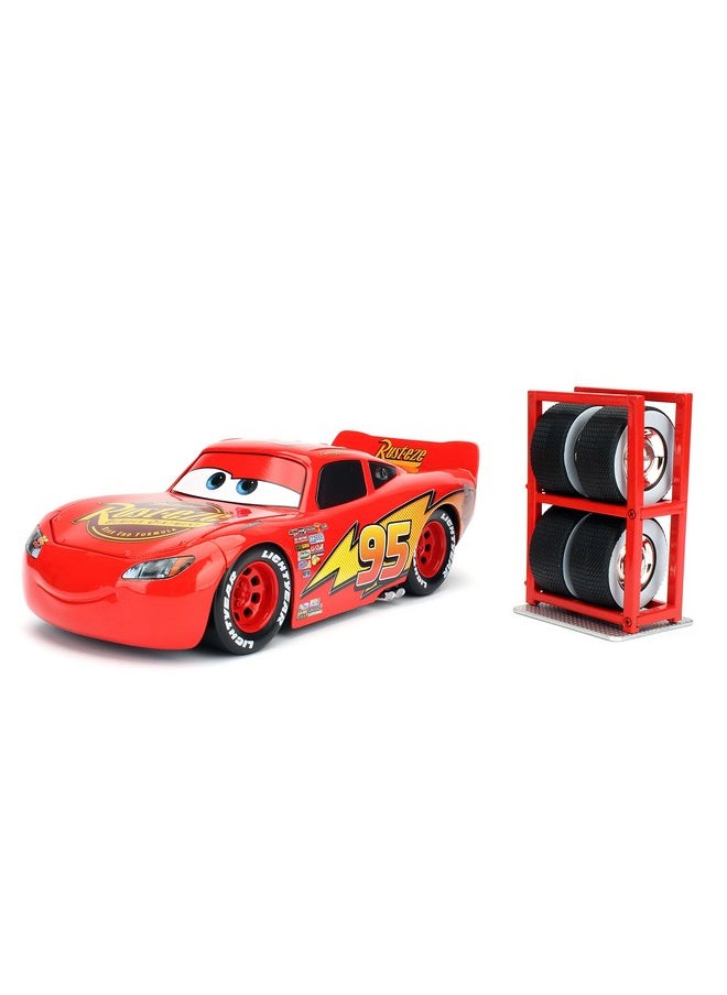 Disney Pixar Cars 3 Lightning Mcqueen Die-Cast Car With Tire Rack (99751)