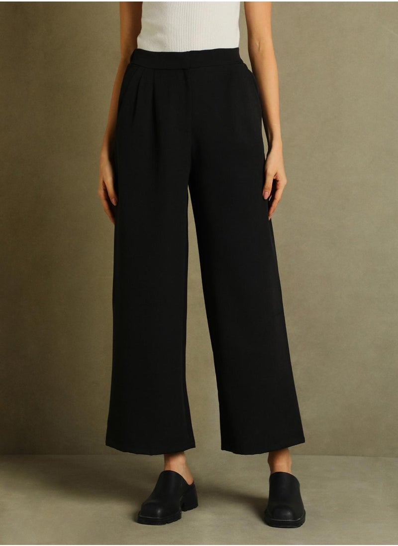 Women's Black 100% Polyester Solid Full Length Pleat Front Relaxed Fit Trouser
