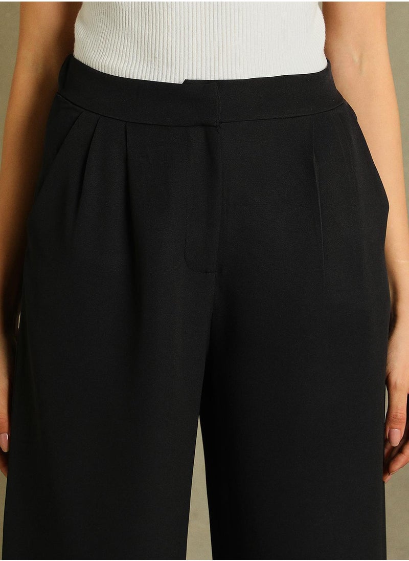 Women's Black 100% Polyester Solid Full Length Pleat Front Relaxed Fit Trouser