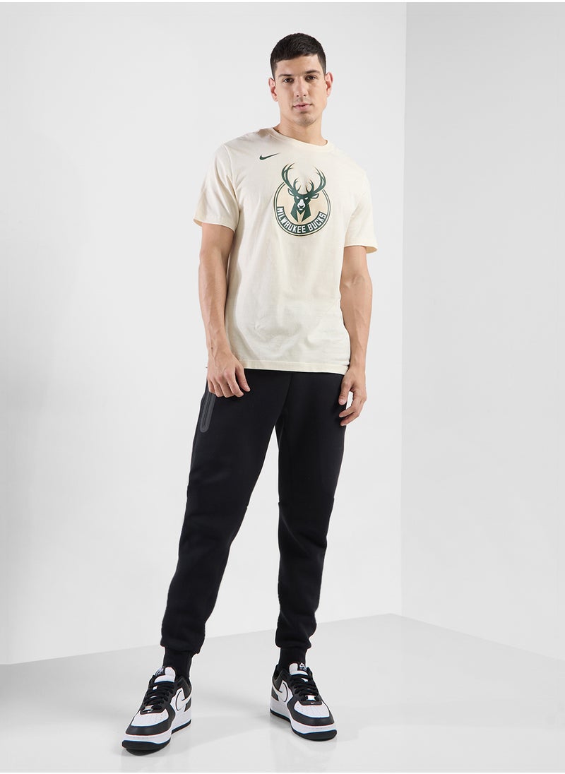 Milwaukee Bucks Essentail Logo T-Shirt