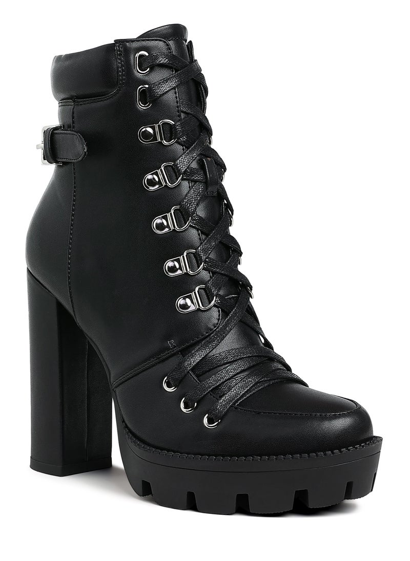 Lace up Combat Boots in Black