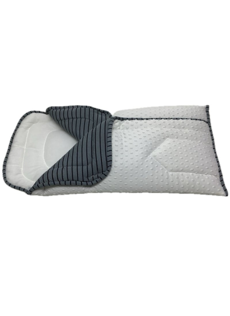 Baby sleeping bag comforter with  zip baby sleeping comforter made of Jacquard 3d embossed fabric from sweet baby in Ajman