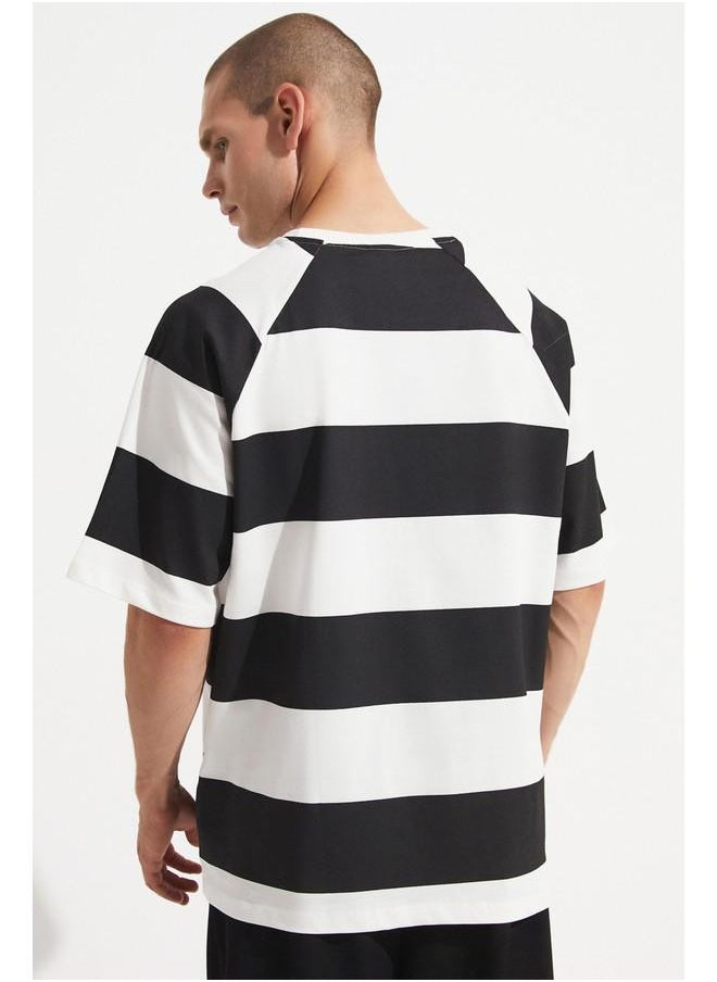 June Men Oversize Pattern Crew Neck Striped Tshirt Black